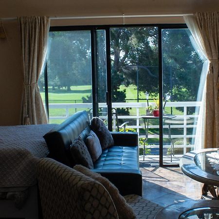 Large Luxury Studio With View In ซานตาโมนิกา ภายนอก รูปภาพ