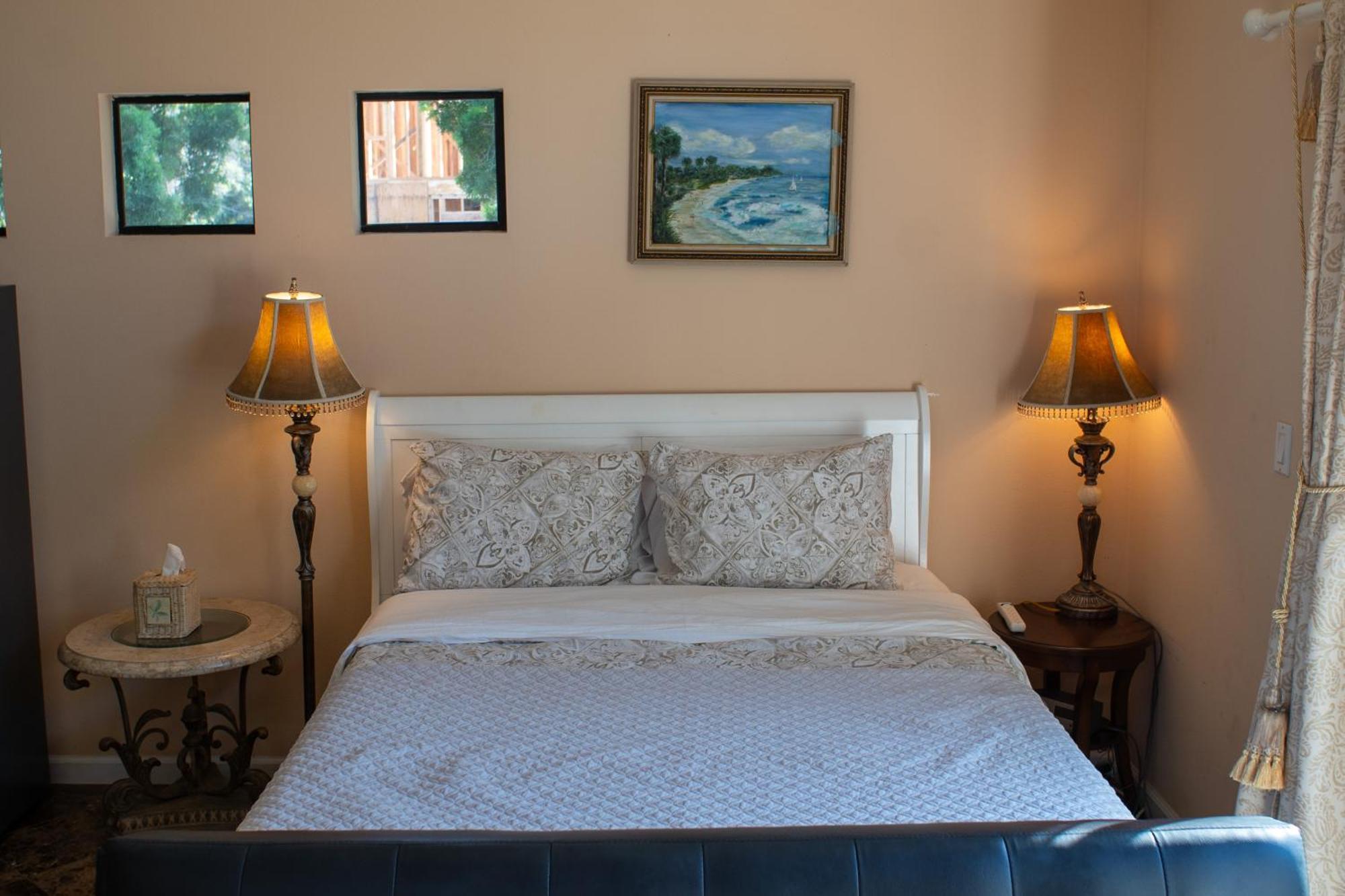 Large Luxury Studio With View In ซานตาโมนิกา ภายนอก รูปภาพ